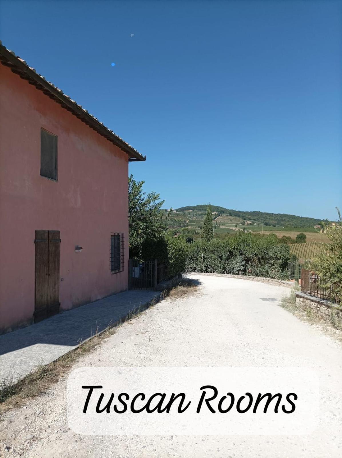 Tuscan Rooms Greve in Chianti Exterior photo