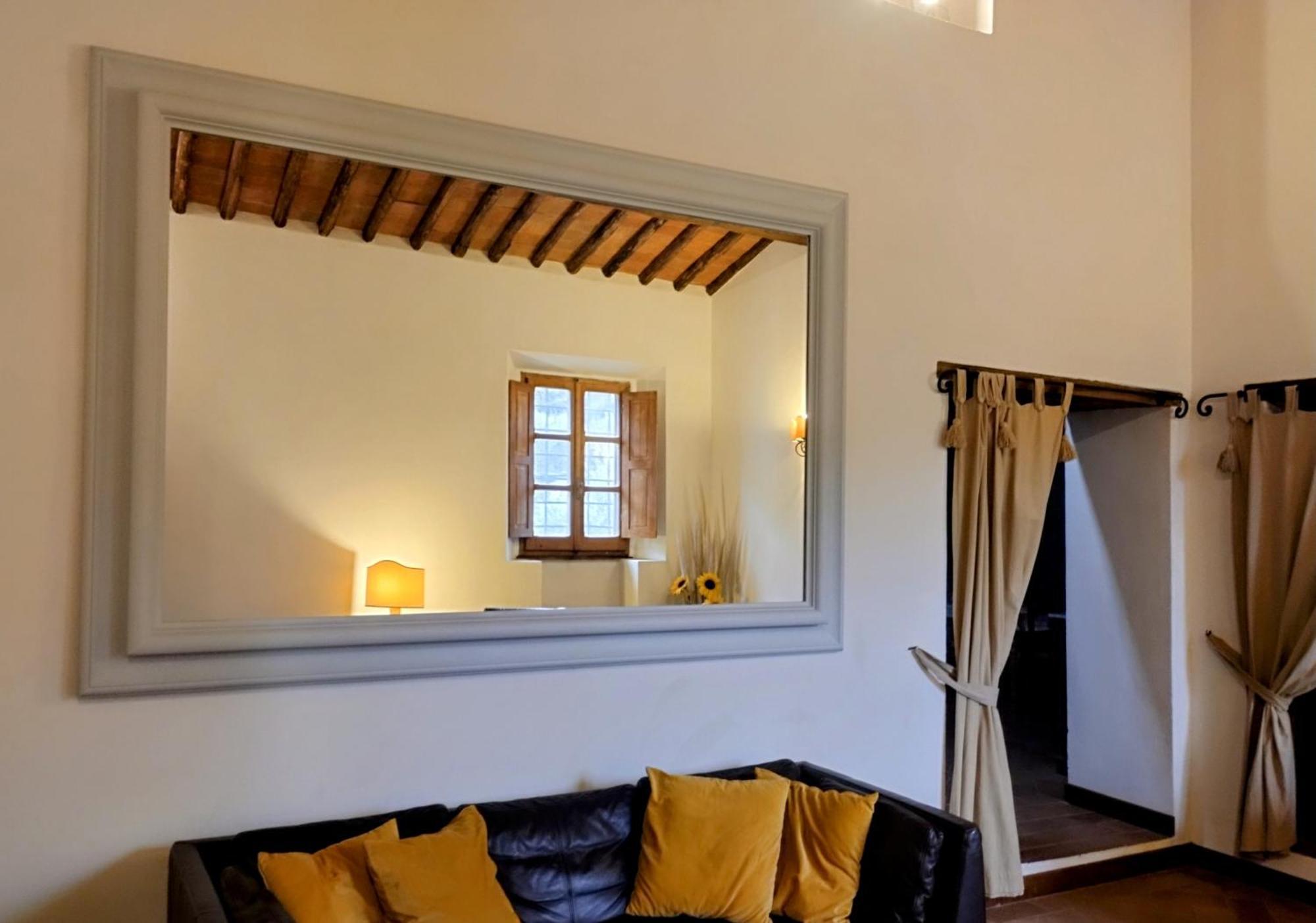 Tuscan Rooms Greve in Chianti Exterior photo